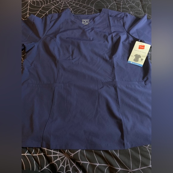 Hanes Women's Scrubs Healthcare Top - Picture 3 of 12